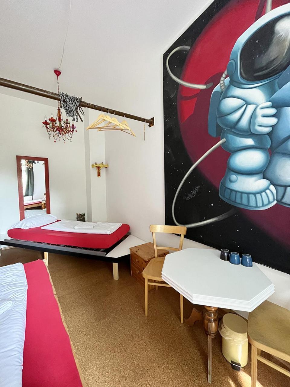 Homeplanet Hostel Λειψία Εξωτερικό φωτογραφία